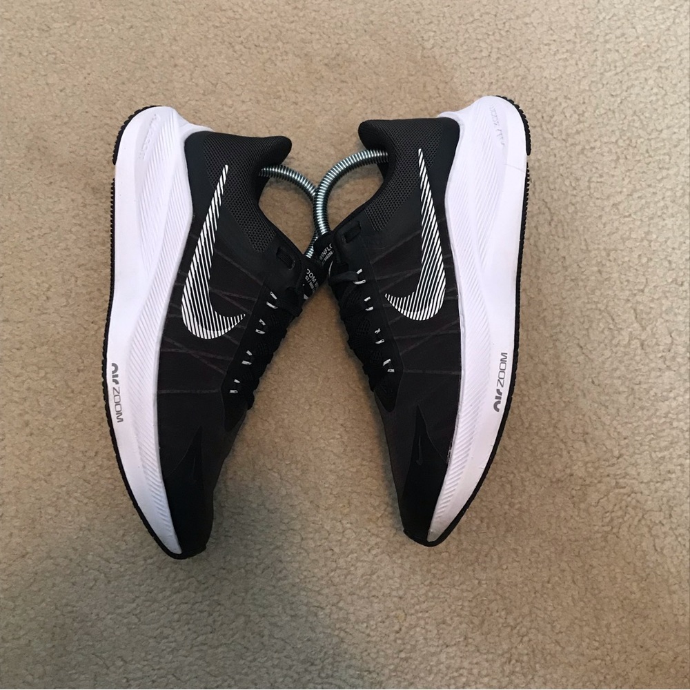 Nike Women's Black/White Running Shoes - Lightweight Comfort